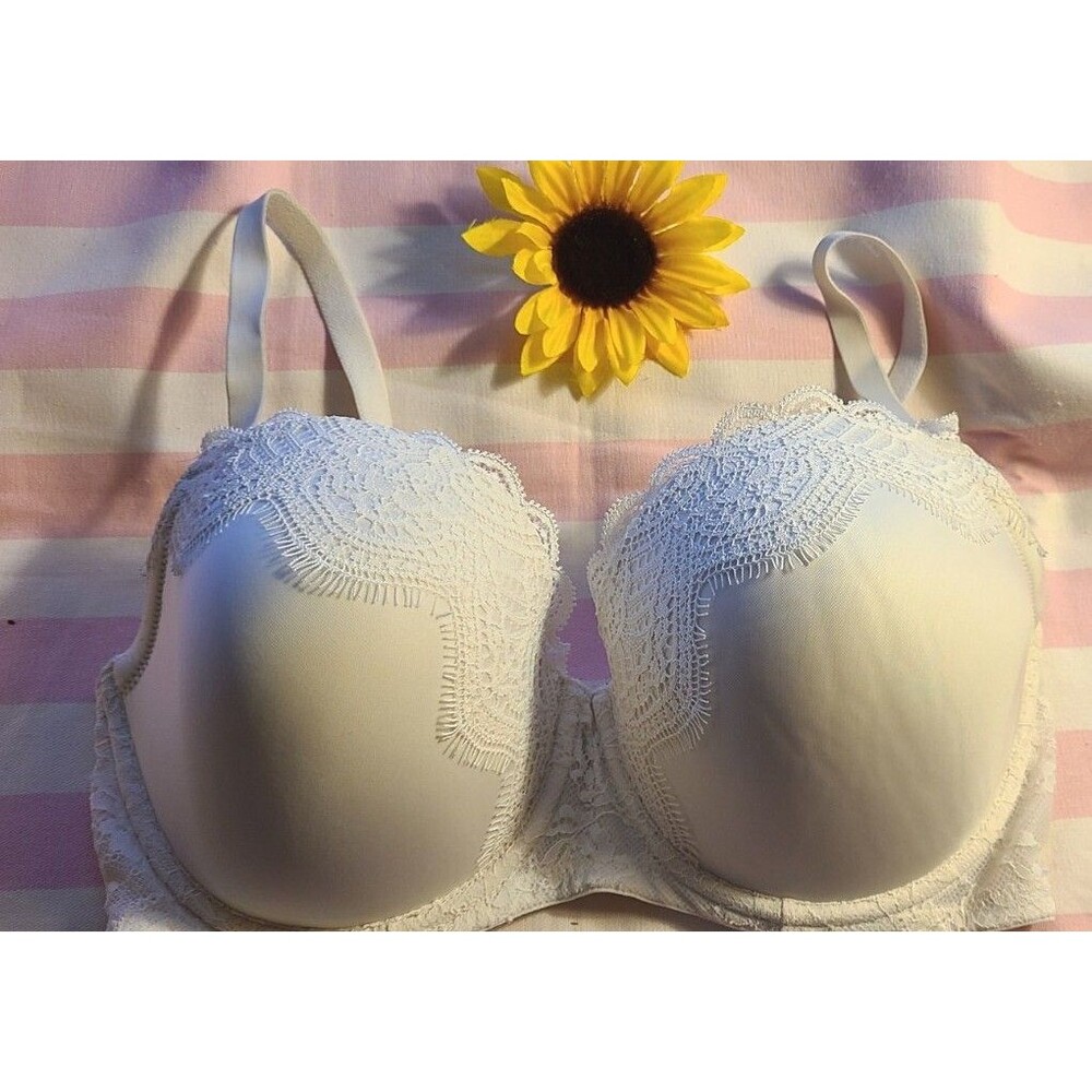 New Victoria's Secret Body by Victoria Lined Demi Bra - Lt. GREY Lace 34Ddd